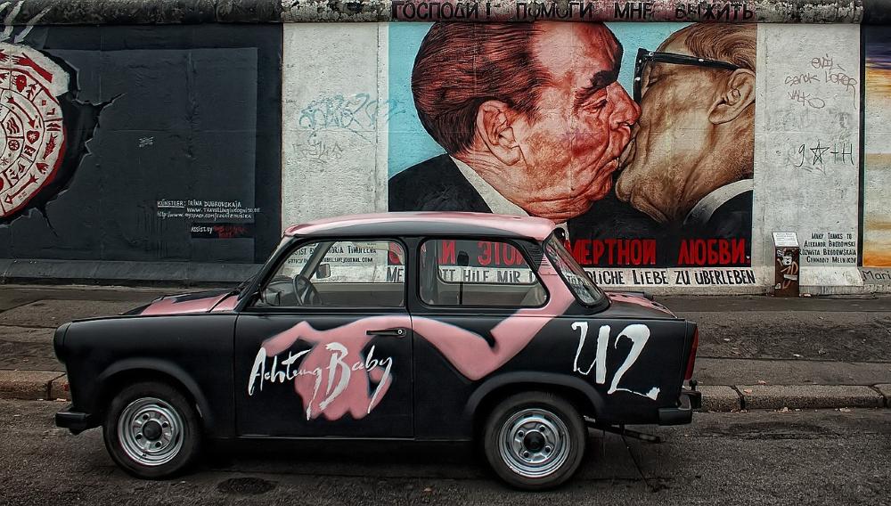 Berlin Wall: Escape Stories and Lives Divided